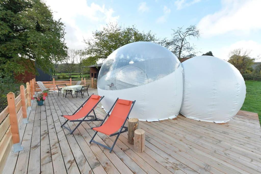 Bulle Hirondelle Hotel Quarre-les-Tombes Exterior photo